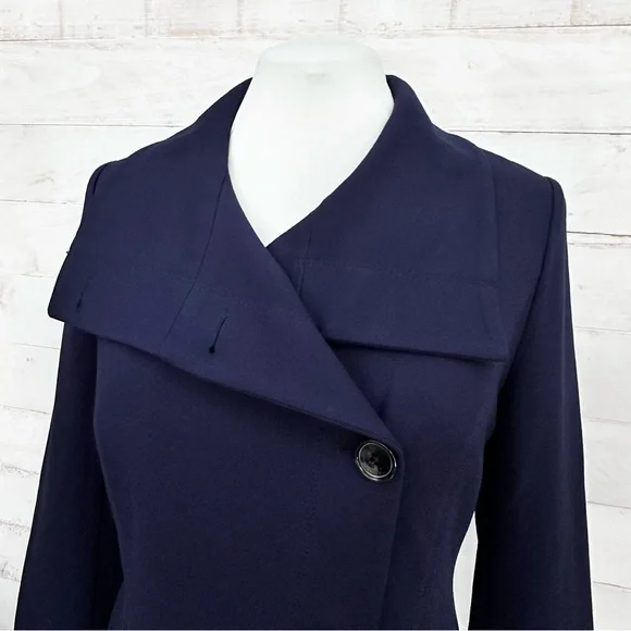 White House Black Market Fitted Knit Blazer • Navy Blue • Sz 8 • EUC - Picture 5 of 13